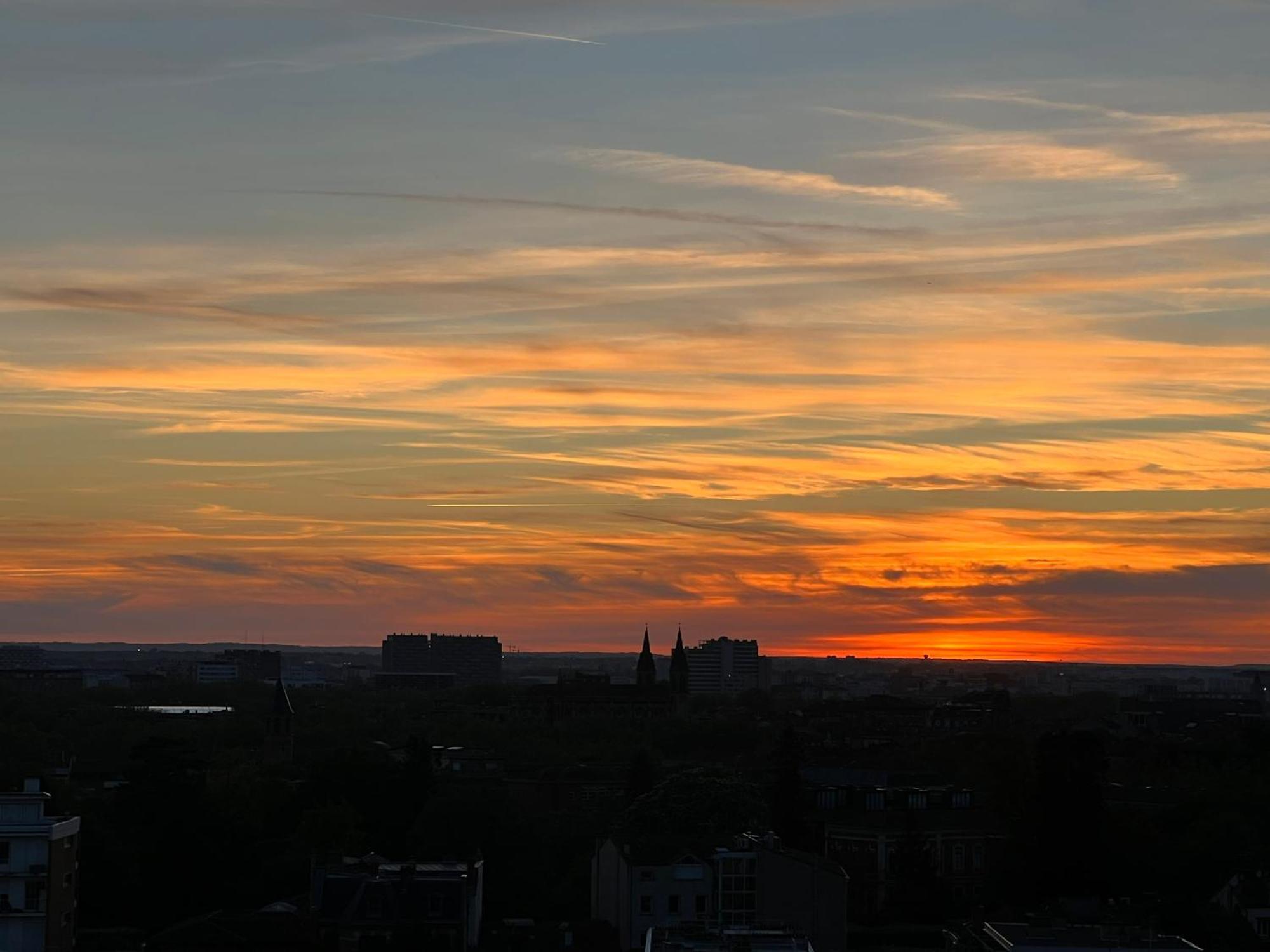 Sunset Duplex - Grand-Rond, Jardin Des Plantes, Centre-Ville, 2 Bdrs 60M2, Ac, Free Public Car Park 200M Away, Netflix - T3 60M2 Avec Clim, Parking Public Gratuit A 200M Toulouse Exterior photo