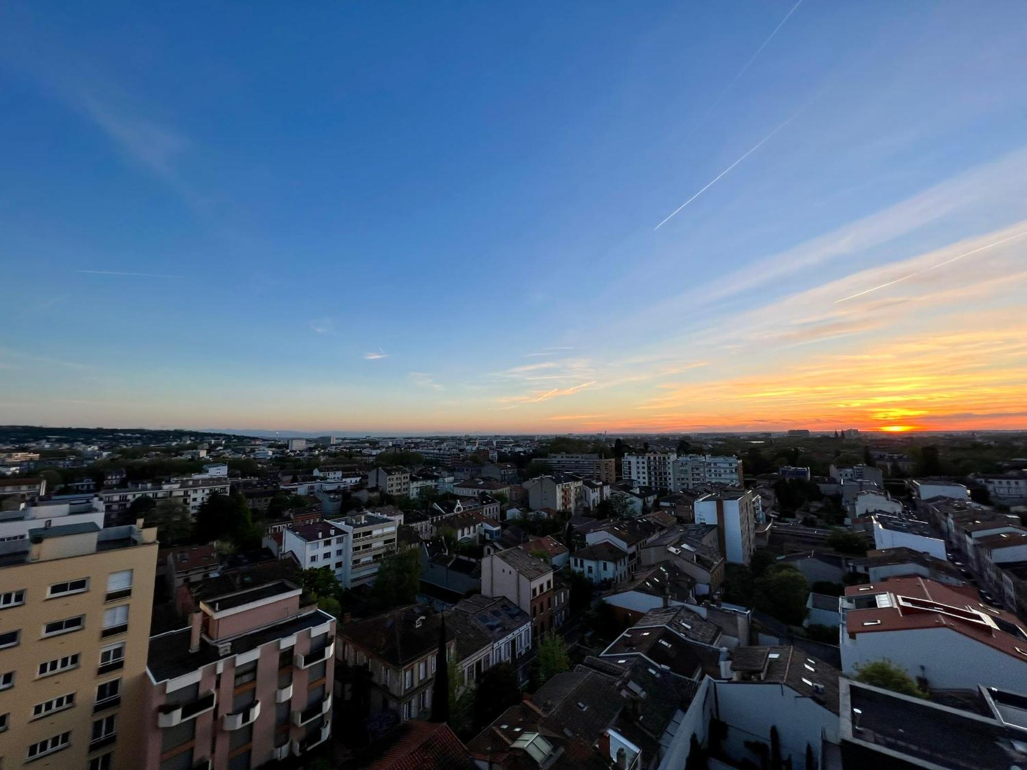 Sunset Duplex - Grand-Rond, Jardin Des Plantes, Centre-Ville, 2 Bdrs 60M2, Ac, Free Public Car Park 200M Away, Netflix - T3 60M2 Avec Clim, Parking Public Gratuit A 200M Toulouse Exterior photo