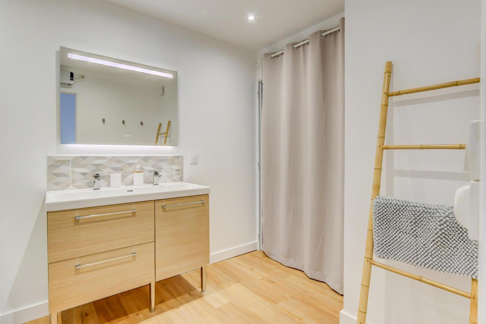 Sunset Duplex - Grand-Rond, Jardin Des Plantes, Centre-Ville, 2 Bdrs 60M2, Ac, Free Public Car Park 200M Away, Netflix - T3 60M2 Avec Clim, Parking Public Gratuit A 200M Toulouse Exterior photo